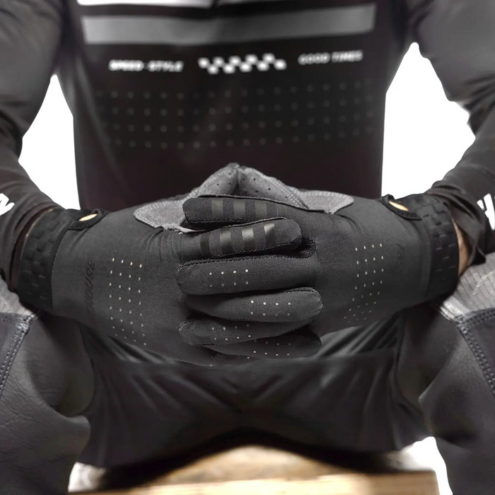 Helix Podium Glove - Black/White product image 6