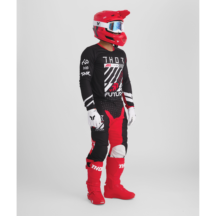 Thor Launchmode Futura Black/Red Gear Combo full outfit view 1