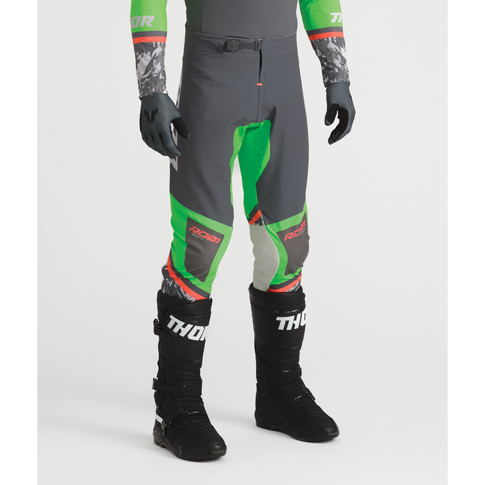 Thor Sportmode Punk'd Pants in Charcoal/Green