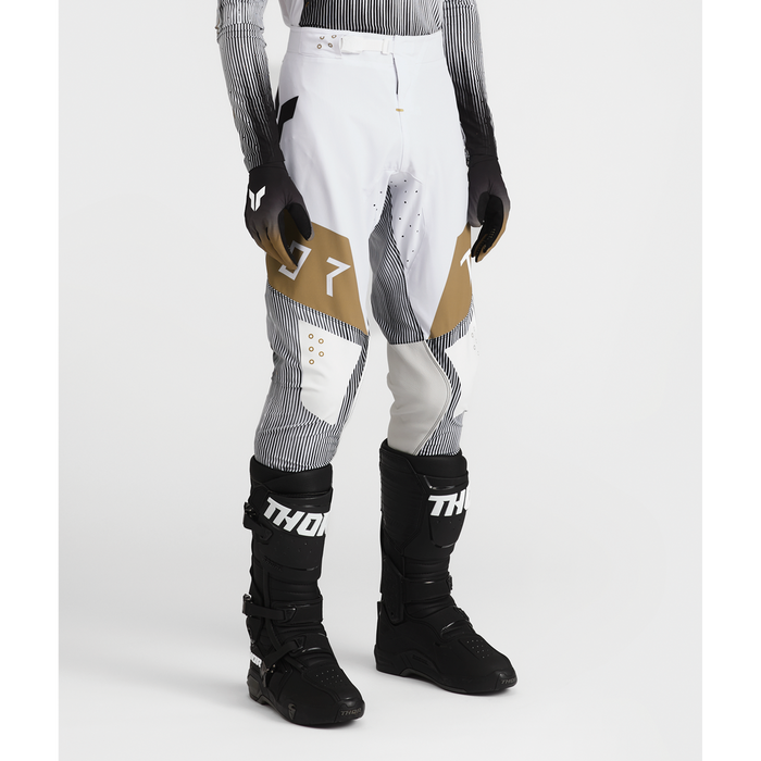 Thor Sportmode Vanish Pants in White/Black
