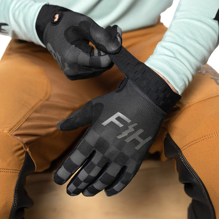 Vapor Reaper Glove - Black product image 4
